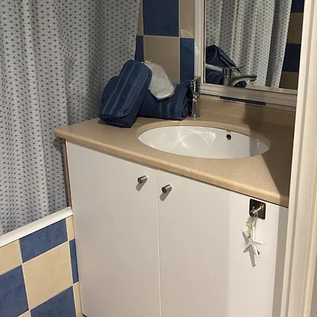 Adorable 3 P Climatise - Port Plages Apartament *